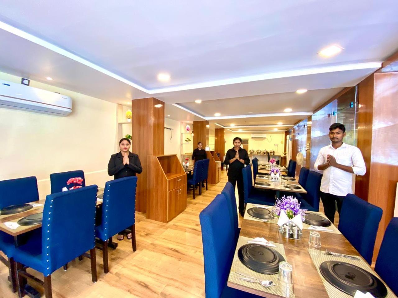 Hotel Sky International- Airport Zone Hyderabad Shamshabad Exteriör bild