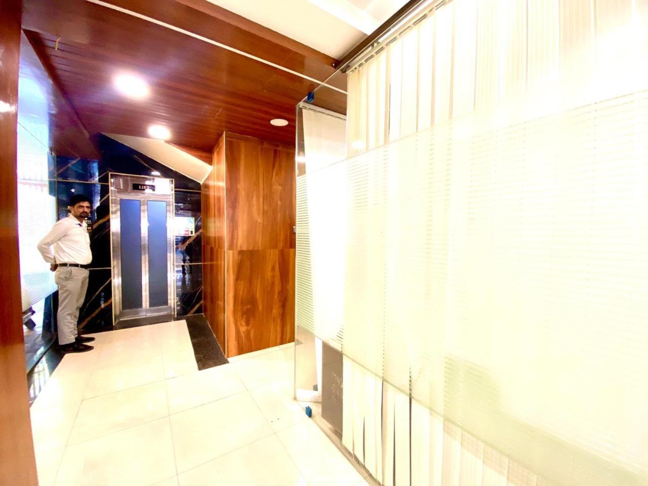 Hotel Sky International- Airport Zone Hyderabad Shamshabad Exteriör bild