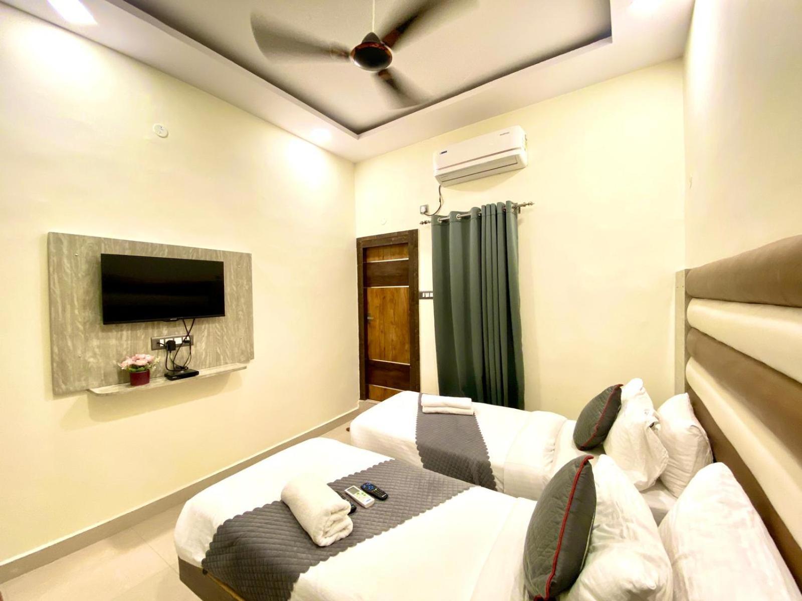 Hotel Sky International- Airport Zone Hyderabad Shamshabad Exteriör bild