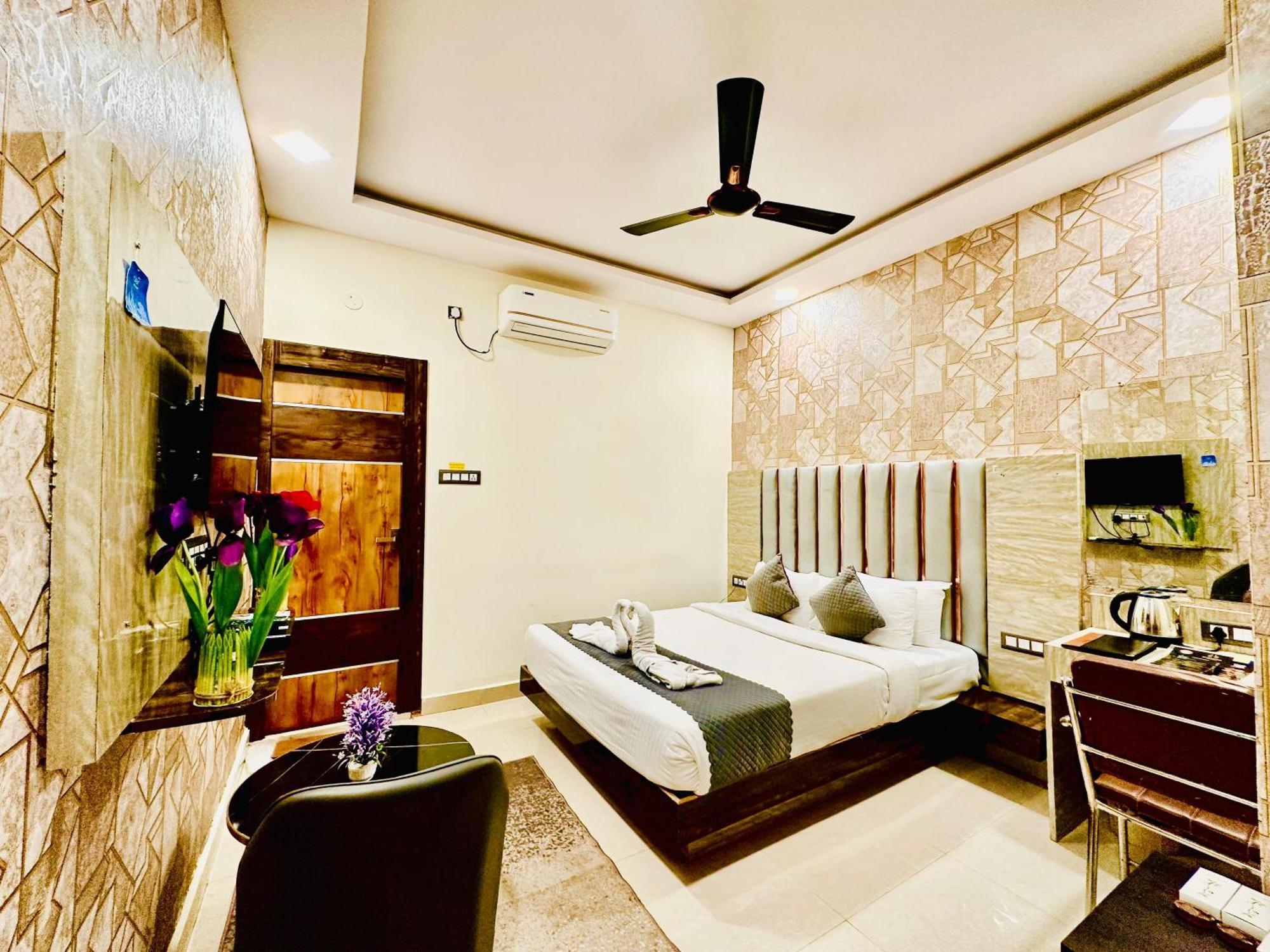 Hotel Sky International- Airport Zone Hyderabad Shamshabad Exteriör bild