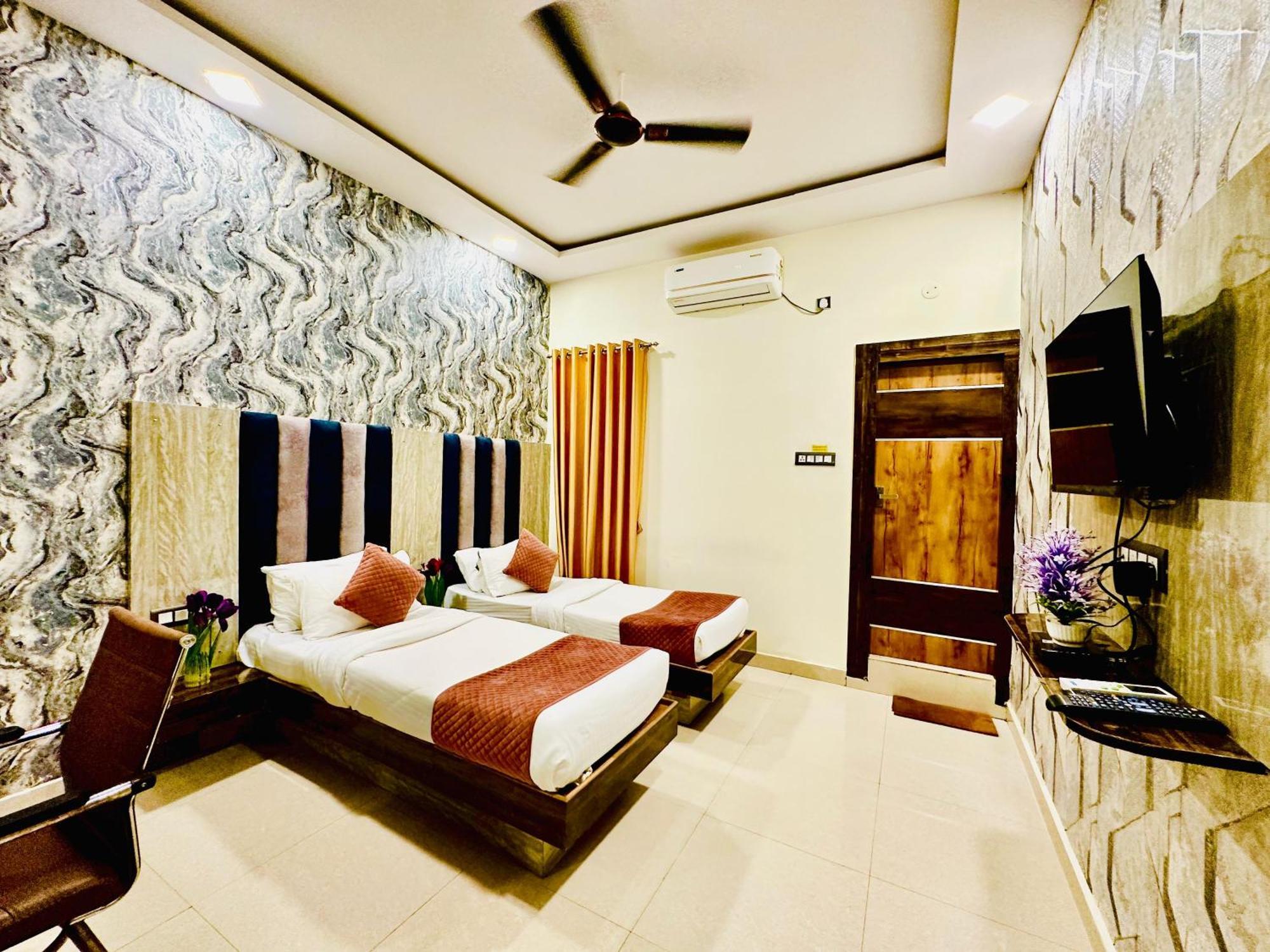 Hotel Sky International- Airport Zone Hyderabad Shamshabad Exteriör bild