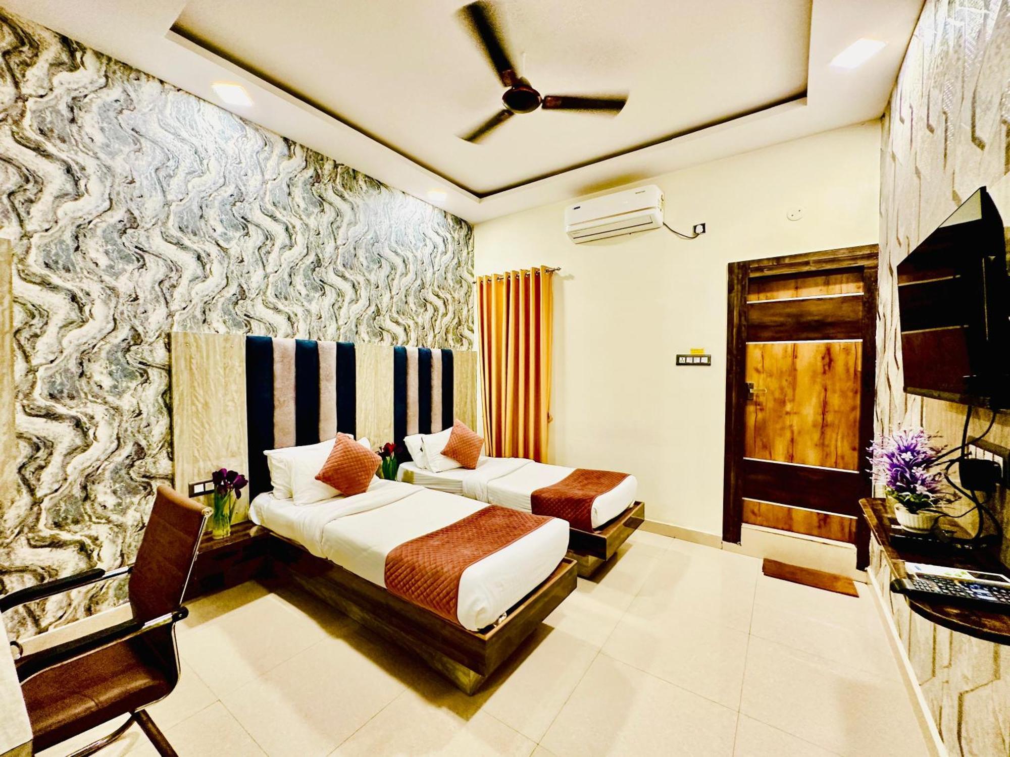 Hotel Sky International- Airport Zone Hyderabad Shamshabad Exteriör bild