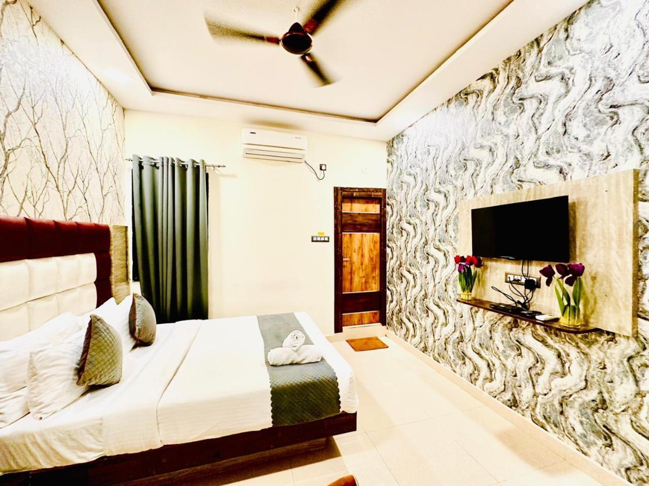 Hotel Sky International- Airport Zone Hyderabad Shamshabad Exteriör bild